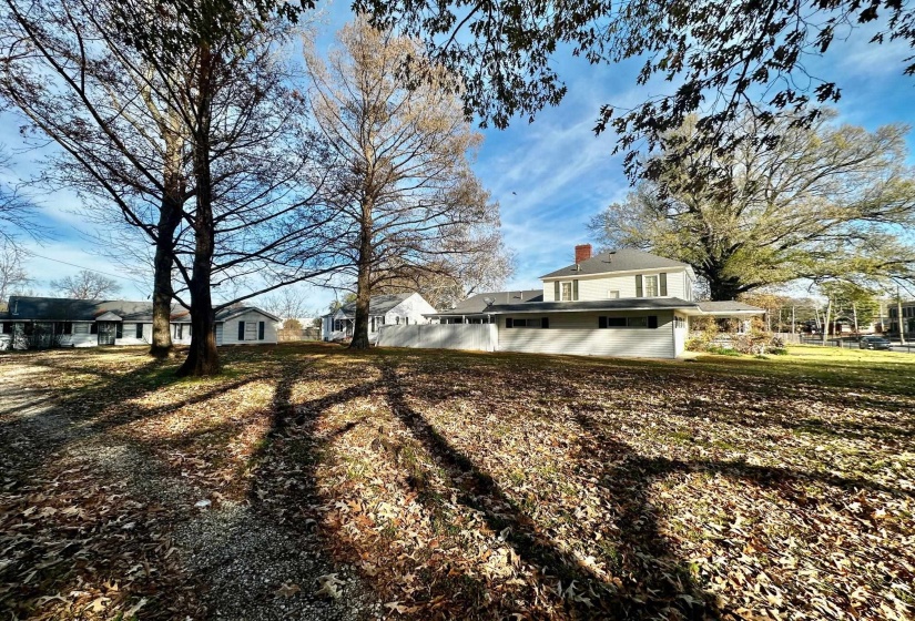 1108 WHITEHAVEN LN, Memphis, Tennessee 38116, 5 Bedroom Bedrooms, 2 Room Rooms,2.1 BathroomBathrooms,Residential,For Sale,WHITEHAVEN,0,10211212