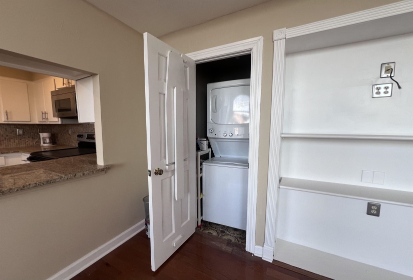 10 MAIN ST, Memphis, Tennessee 38103, 2 Bedrooms Bedrooms, 4 Rooms Rooms,2 BathroomsBathrooms,Residential,For Sale,MAIN,10211217