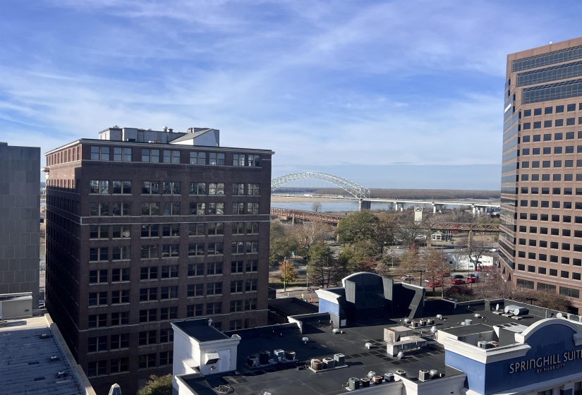 10 MAIN ST, Memphis, Tennessee 38103, 2 Bedrooms Bedrooms, 4 Rooms Rooms,2 BathroomsBathrooms,Residential,For Sale,MAIN,10211217