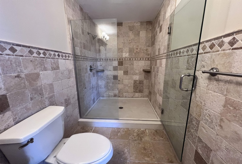 10 MAIN ST, Memphis, Tennessee 38103, 2 Bedrooms Bedrooms, 4 Rooms Rooms,2 BathroomsBathrooms,Residential,For Sale,MAIN,10211217
