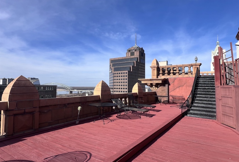 10 MAIN ST, Memphis, Tennessee 38103, 2 Bedrooms Bedrooms, 4 Rooms Rooms,2 BathroomsBathrooms,Residential,For Sale,MAIN,10211217