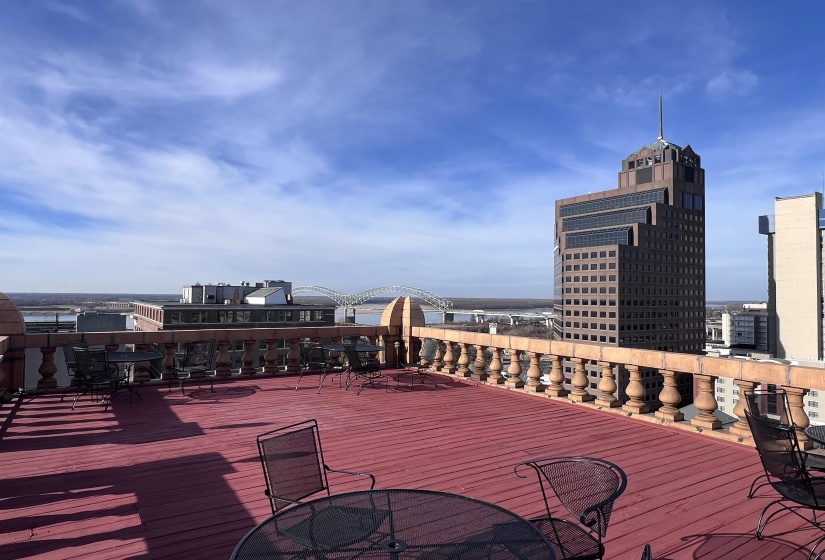 10 MAIN ST, Memphis, Tennessee 38103, 2 Bedrooms Bedrooms, 4 Rooms Rooms,2 BathroomsBathrooms,Residential,For Sale,MAIN,10211217