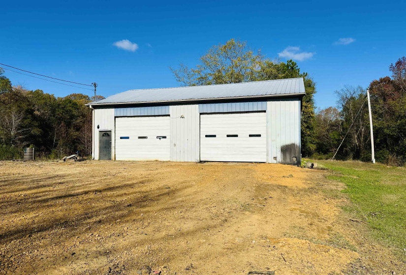 155 BORDEN LOOP, Crump, Tennessee 38327, ,Commercial/industrial,For Sale,BORDEN,10188823