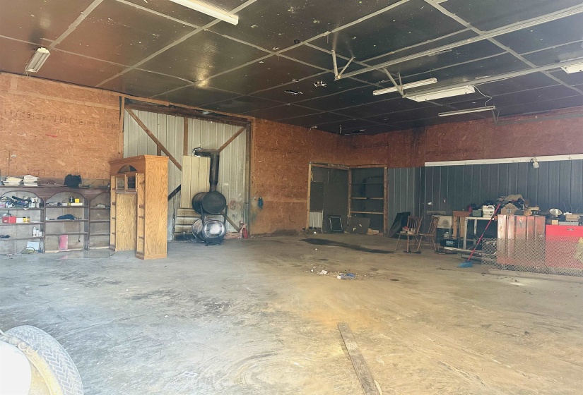 155 BORDEN LOOP, Crump, Tennessee 38327, ,Commercial/industrial,For Sale,BORDEN,10188823
