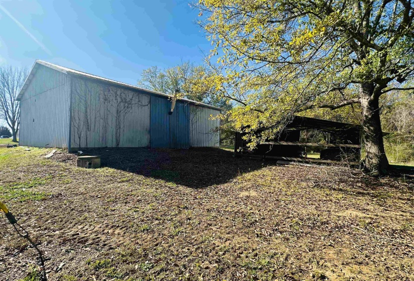 155 BORDEN LOOP, Crump, Tennessee 38327, ,Commercial/industrial,For Sale,BORDEN,10188823