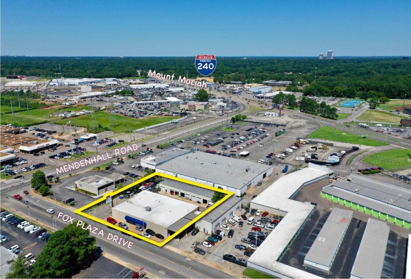 Aerial view of property's location with property boundaries highlighted