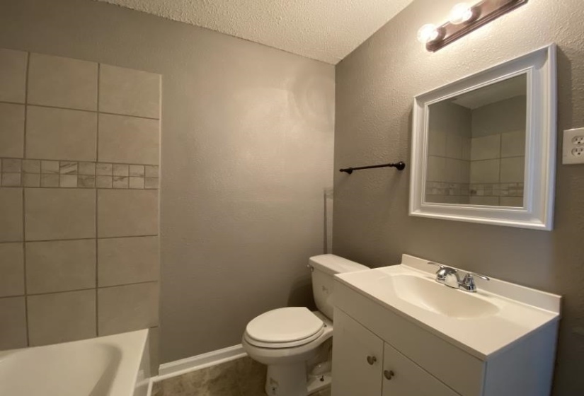 2119 PENDLETON ST, Memphis, Tennessee 38114, 2 Bedroom Bedrooms, 4 Room Rooms,1 BathroomBathrooms,Residential,For Sale,PENDLETON,0,10211275