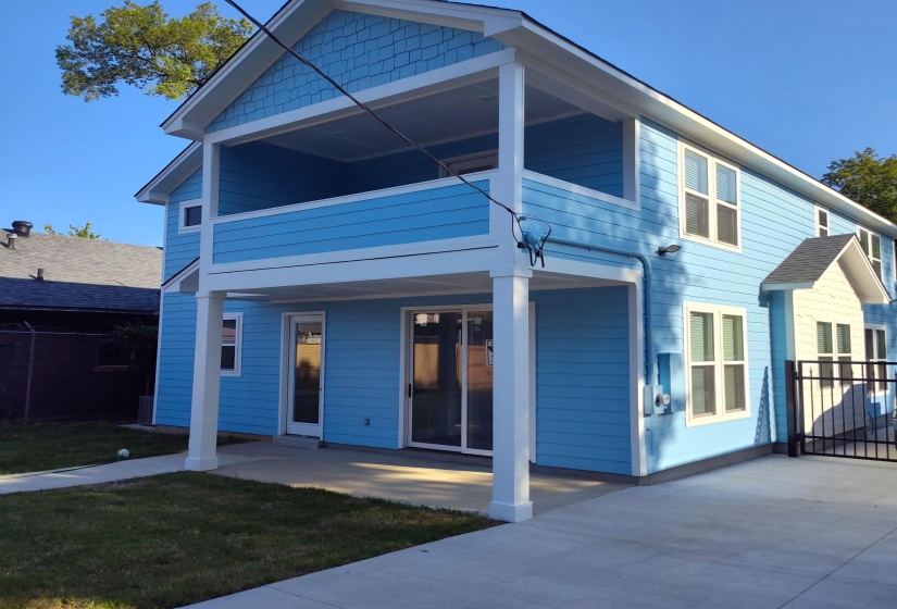 There is always a place to entertain, whether indoors or outside on the spacious front porch, balcony, or covered patio.