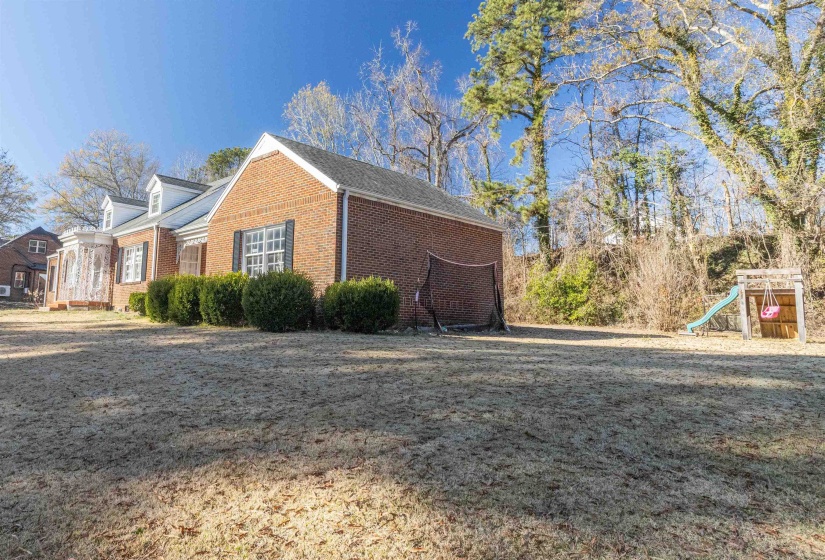 228 THIRD ST, Selmer, Tennessee 38375, 5 Bedrooms Bedrooms, 10 Rooms Rooms,3 BathroomsBathrooms,Residential,For Sale,THIRD,10211285