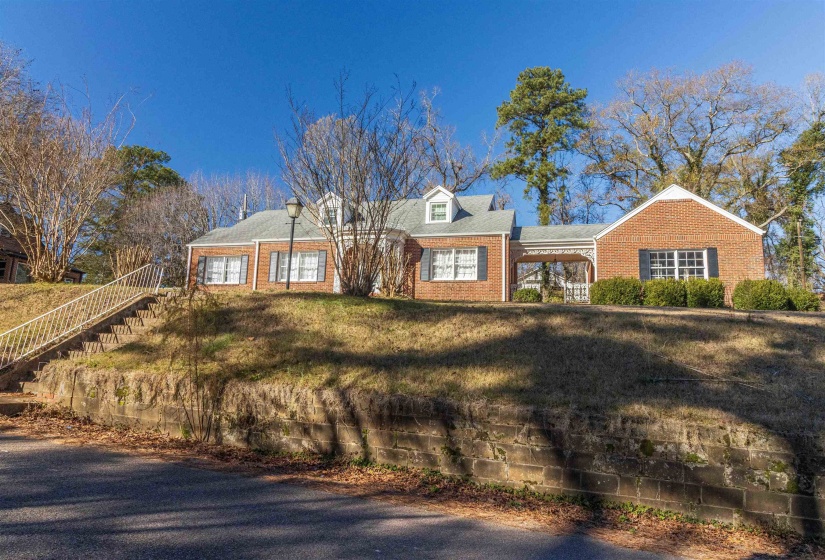 228 THIRD ST, Selmer, Tennessee 38375, 5 Bedrooms Bedrooms, 10 Rooms Rooms,3 BathroomsBathrooms,Residential,For Sale,THIRD,10211285