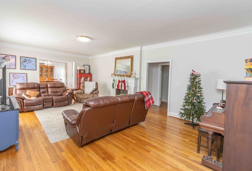 228 THIRD ST, Selmer, Tennessee 38375, 5 Bedrooms Bedrooms, 10 Rooms Rooms,3 BathroomsBathrooms,Residential,For Sale,THIRD,10211285