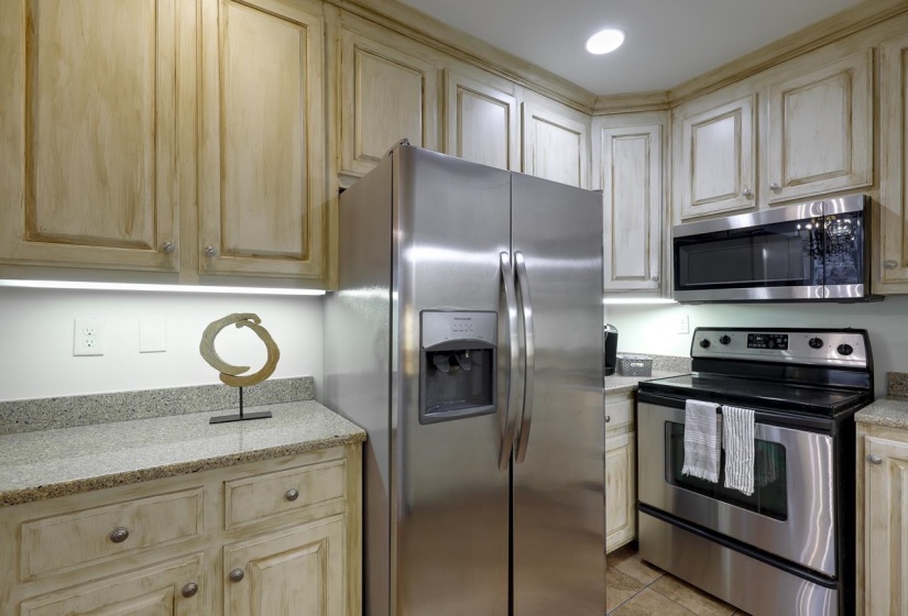 107 COURT AVE, Memphis, Tennessee 38103, 2 Bedrooms Bedrooms, 5 Rooms Rooms,2 BathroomsBathrooms,Residential,For Sale,COURT,10211402
