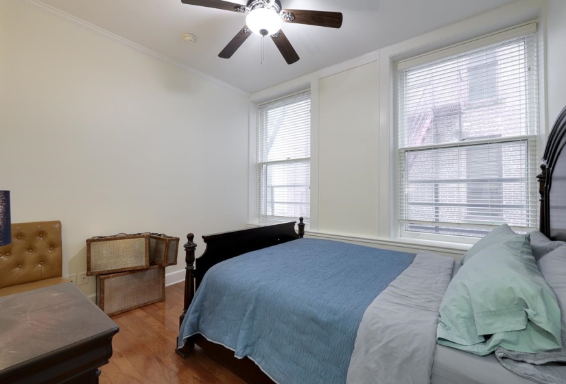 107 COURT AVE, Memphis, Tennessee 38103, 2 Bedrooms Bedrooms, 5 Rooms Rooms,2 BathroomsBathrooms,Residential,For Sale,COURT,10211402