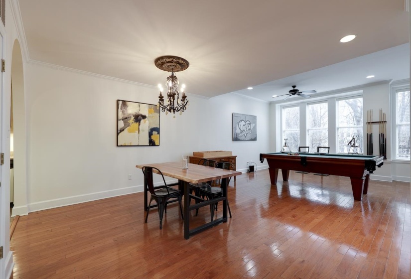 107 COURT AVE, Memphis, Tennessee 38103, 2 Bedrooms Bedrooms, 5 Rooms Rooms,2 BathroomsBathrooms,Residential,For Sale,COURT,10211402