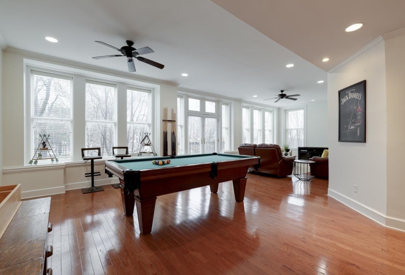 107 COURT AVE, Memphis, Tennessee 38103, 2 Bedrooms Bedrooms, 5 Rooms Rooms,2 BathroomsBathrooms,Residential,For Sale,COURT,10211402