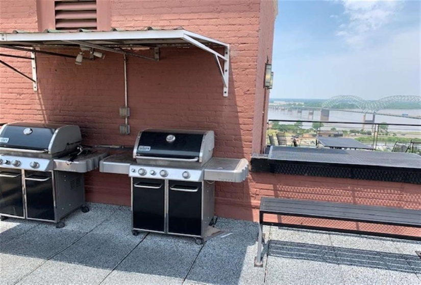 109 MAIN ST, Memphis, Tennessee 38103, 1 Bedroom Bedrooms, 3 Room Rooms,1 BathroomBathrooms,Residential,For Sale,MAIN,0,10211464
