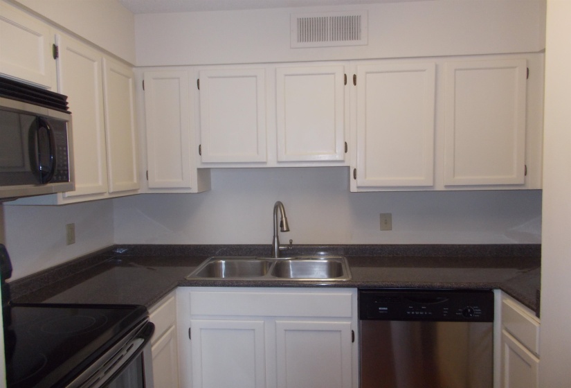 109 MAIN ST, Memphis, Tennessee 38103, 1 Bedroom Bedrooms, 3 Room Rooms,1 BathroomBathrooms,Residential,For Sale,MAIN,0,10211464
