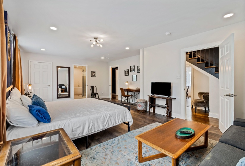 909 MCLEAN BLVD, Memphis, Tennessee 38114, 6 Bedrooms Bedrooms, 10 Rooms Rooms,4 BathroomsBathrooms,Residential,For Sale,MCLEAN,10211487
