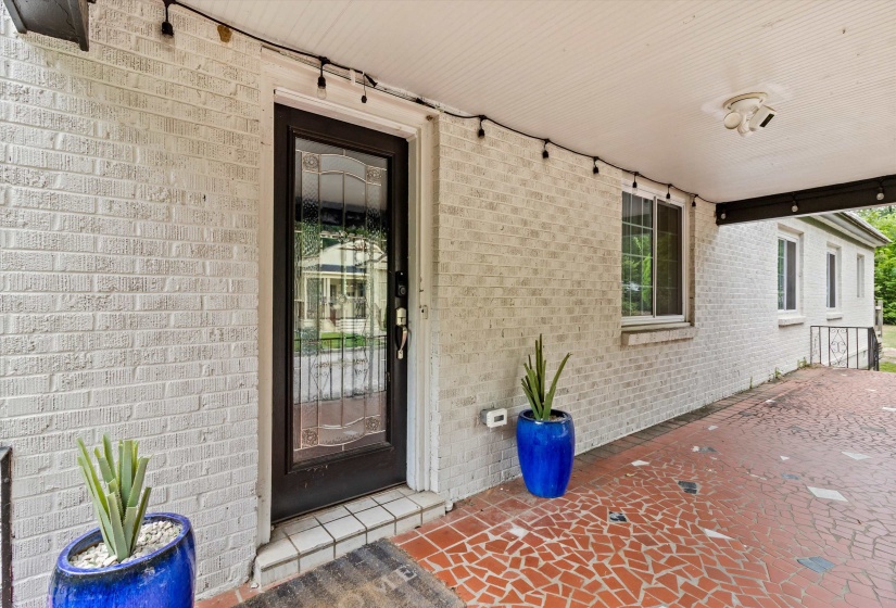 909 MCLEAN BLVD, Memphis, Tennessee 38114, 6 Bedrooms Bedrooms, 10 Rooms Rooms,4 BathroomsBathrooms,Residential,For Sale,MCLEAN,10211487