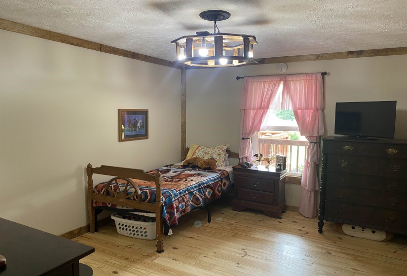 1120 JOT EM DOWN RD, Morris Chapel, Tennessee 38361, 4 Bedrooms Bedrooms, 11 Rooms Rooms,3 BathroomsBathrooms,Residential,For Sale,JOT EM DOWN,10211510