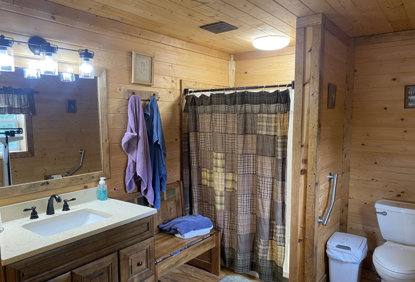 1120 JOT EM DOWN RD, Morris Chapel, Tennessee 38361, 4 Bedrooms Bedrooms, 11 Rooms Rooms,3 BathroomsBathrooms,Residential,For Sale,JOT EM DOWN,10211510