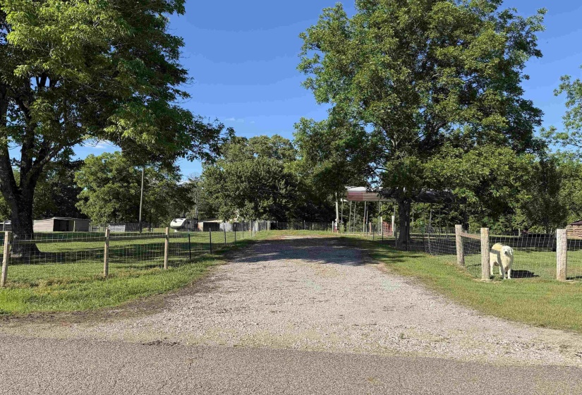 1120 JOT EM DOWN RD, Morris Chapel, Tennessee 38361, 4 Bedrooms Bedrooms, 11 Rooms Rooms,3 BathroomsBathrooms,Residential,For Sale,JOT EM DOWN,10211510