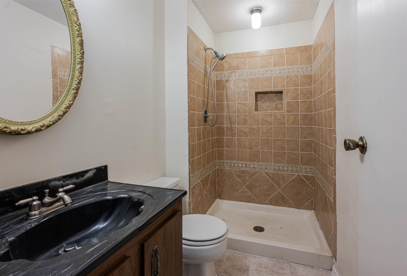 4175 CATALPA HILL DR, Bartlett, Tennessee 38135, 4 Bedrooms Bedrooms, 8 Rooms Rooms,2.1 BathroomsBathrooms,Residential,For Sale,CATALPA HILL,10211526