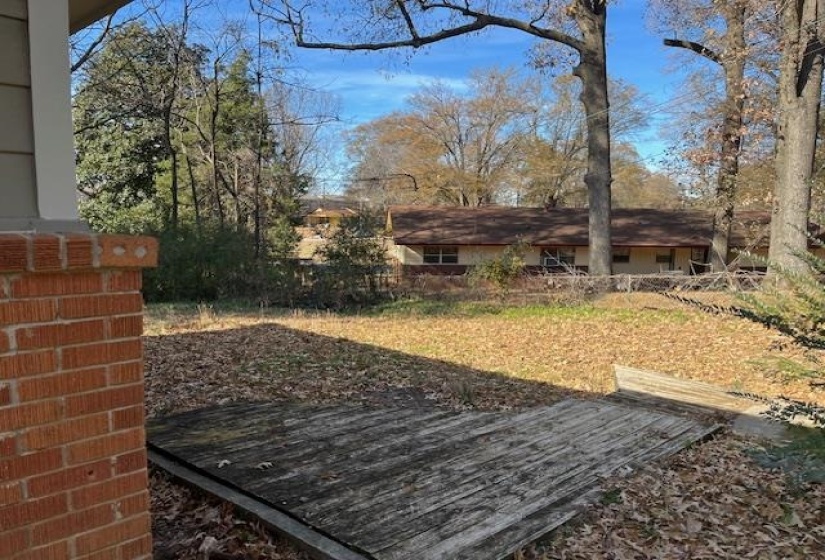 1304 CAROL DR, Memphis, Tennessee 38116, 4 Bedroom Bedrooms, 8 Room Rooms,2 BathroomBathrooms,Residential,For Sale,CAROL,0,10211578