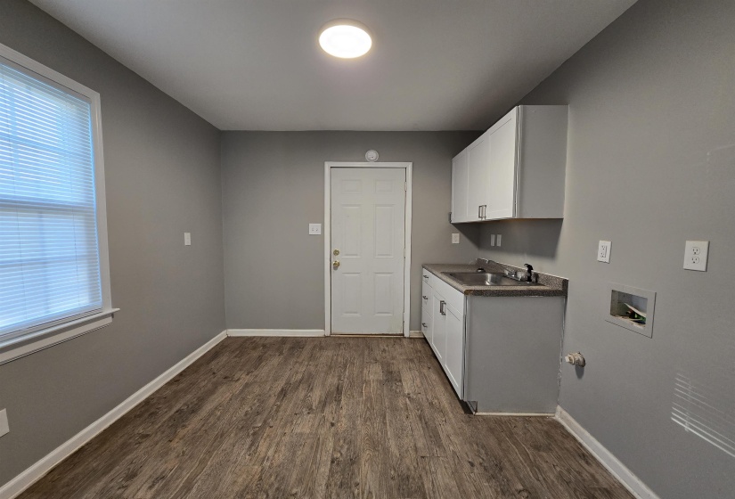 1572 HANAUER ST, Memphis, Tennessee 38109, 0 , 0 ,0,Multi-family,For Sale,HANAUER,0,10196313