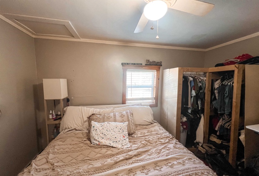 486 WATER VIEW LOOP, Savannah, Tennessee 38372, 1 Bedroom Bedrooms, 4 Rooms Rooms,1 BathroomBathrooms,Residential,For Sale,WATER VIEW,10211604