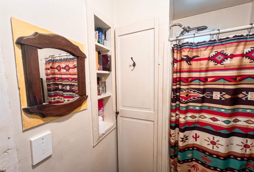 486 WATER VIEW LOOP, Savannah, Tennessee 38372, 1 Bedroom Bedrooms, 4 Rooms Rooms,1 BathroomBathrooms,Residential,For Sale,WATER VIEW,10211604