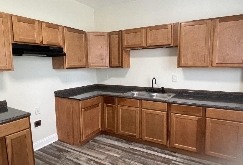 994 SEVENTH ST, Memphis, Tennessee 38107, 3 Bedrooms Bedrooms, 6 Rooms Rooms,2 BathroomsBathrooms,Residential,For Sale,SEVENTH,10210732
