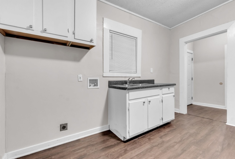 689 BALTIMORE ST, Memphis, Tennessee 38114, 2 Bedrooms Bedrooms, 4 Rooms Rooms,1 BathroomBathrooms,Residential,For Sale,BALTIMORE,10211615