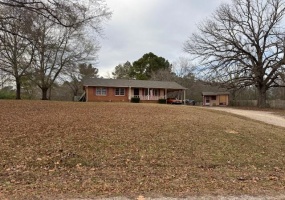 110 LEVOID RD, Bolivar, Tennessee 38008, 3 Bedrooms Bedrooms, 6 Rooms Rooms,1.1 BathroomsBathrooms,Residential,For Sale,LEVOID,10211616 110 LEVOID RD, Bolivar, Tennessee 38008, 3 Bedrooms Bedrooms, 6 Rooms Rooms,1.1 BathroomsBathrooms,Residential,For Sale,LEVOID,10211616