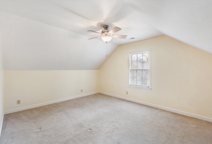 2236 CROSS DR, Memphis, Tennessee 38112, 5 Bedrooms Bedrooms, 10 Rooms Rooms,3.1 BathroomsBathrooms,Residential,For Sale,CROSS,10211642