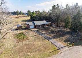 120 WELCOME USSERY DR, Saulsbury, Tennessee 38067, 3 Bedrooms Bedrooms, 6 Rooms Rooms,2 BathroomsBathrooms,Residential,For Sale,WELCOME USSERY,10211655