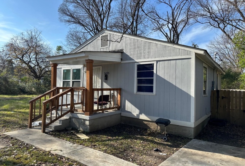 1435 SILVER ST, Memphis, Tennessee 38106, 2 Bedroom Bedrooms, 4 Room Rooms,1 BathroomBathrooms,Residential,For Sale,SILVER,0,10211660