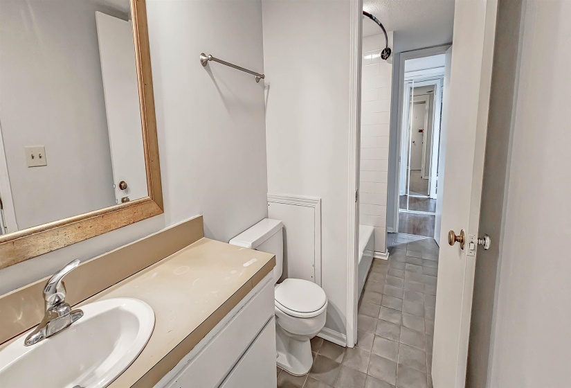Access from Primary BR & From Hallway