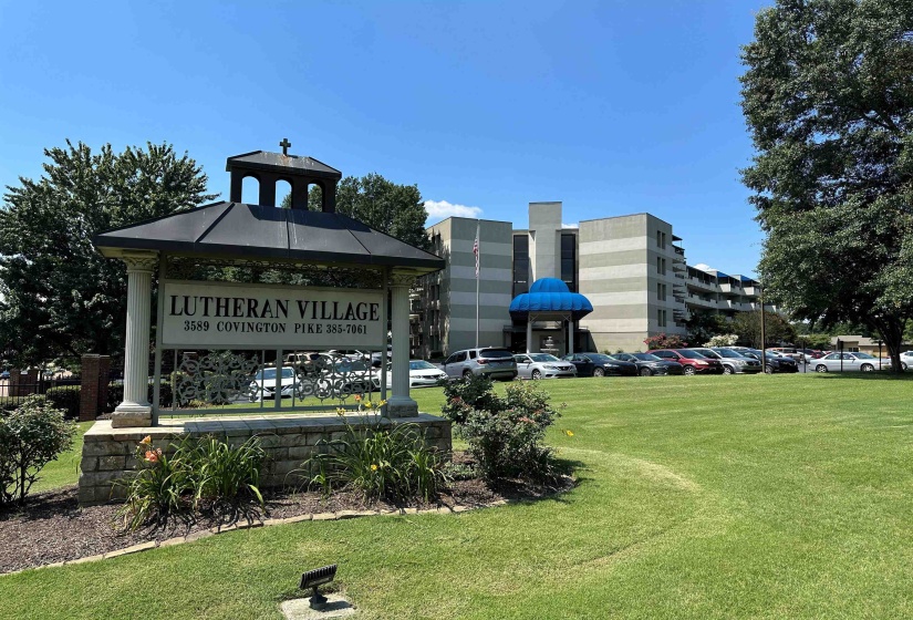 3589 COVINGTON PIKE, Memphis, Tennessee 38128, 2 Bedrooms Bedrooms, 6 Rooms Rooms,2 BathroomsBathrooms,Residential,For Sale,COVINGTON,10211731