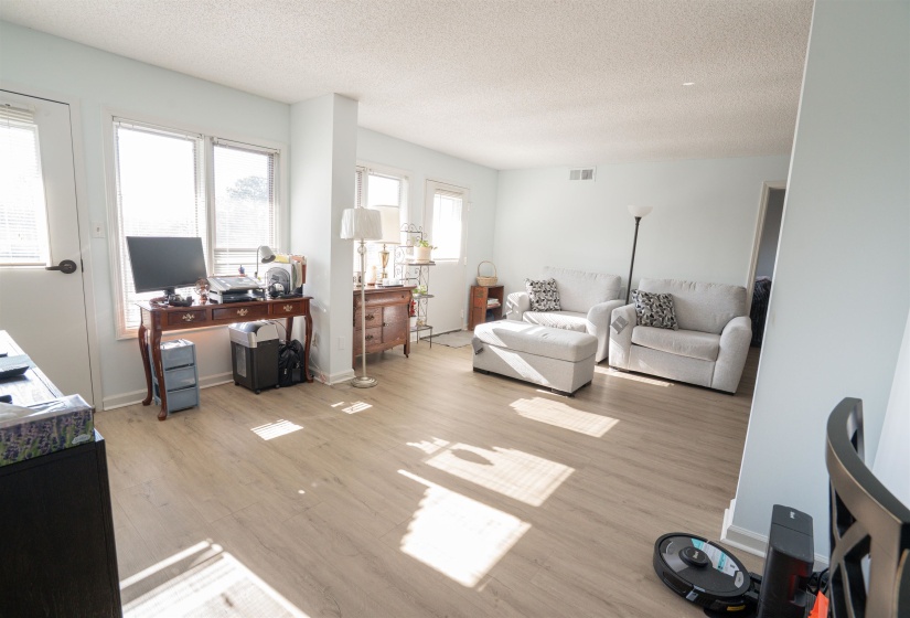 3589 COVINGTON PIKE, Memphis, Tennessee 38128, 2 Bedrooms Bedrooms, 6 Rooms Rooms,2 BathroomsBathrooms,Residential,For Sale,COVINGTON,10211731