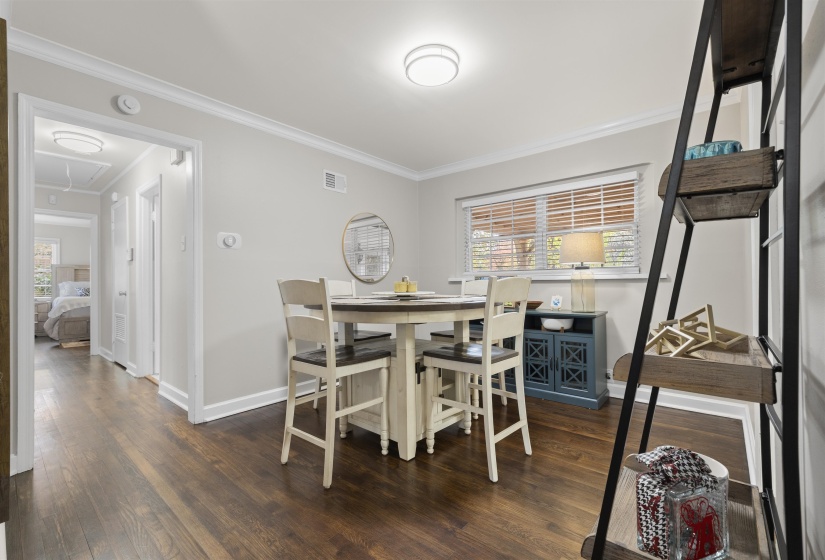 35 BENDEL CIR, Memphis, Tennessee 38117, 3 Bedrooms Bedrooms, 7 Rooms Rooms,2 BathroomsBathrooms,Residential,For Sale,BENDEL,10209899