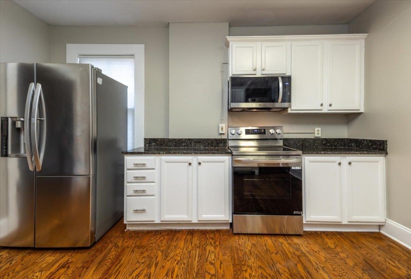 384 MULBERRY ST, Memphis, Tennessee 38103, 2 Bedrooms Bedrooms, 4 Rooms Rooms,1 BathroomBathrooms,Residential,For Sale,MULBERRY,10211818