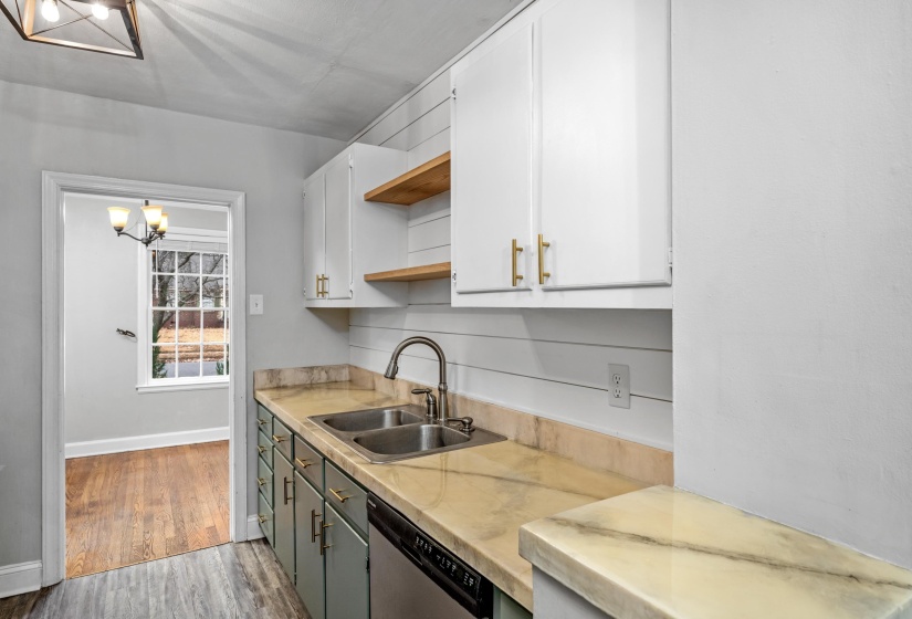 3787 SWAN RIDGE CIR, Memphis, Tennessee 38122, 3 Bedrooms Bedrooms, 7 Rooms Rooms,2 BathroomsBathrooms,Residential,For Sale,SWAN RIDGE,10211852