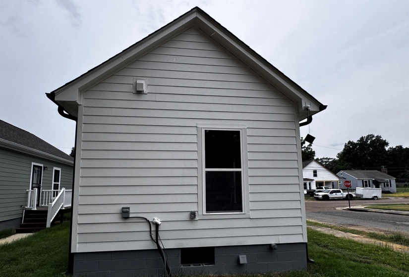 View of property exterior