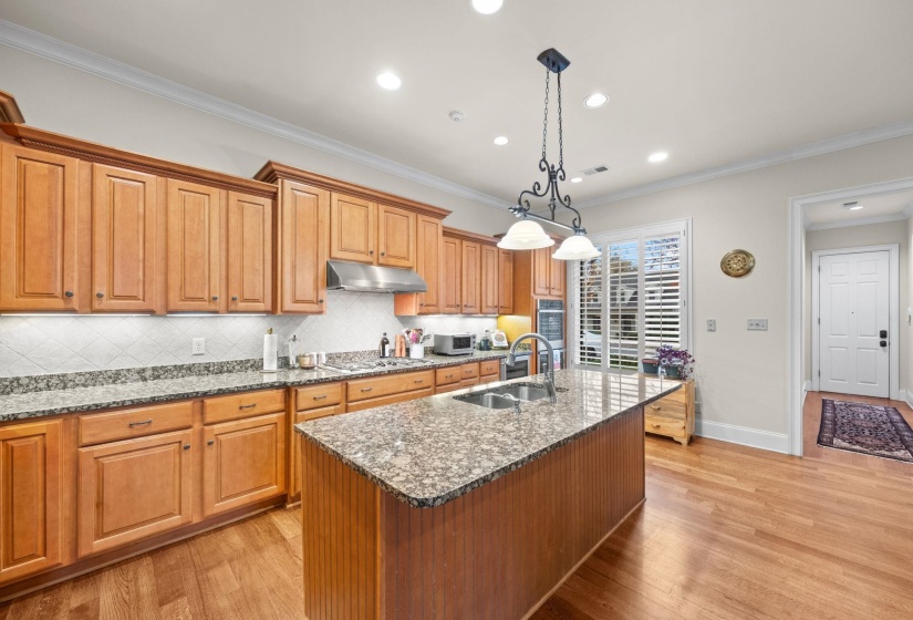 182 BRENRICH CV, Memphis, Tennessee 38117, 4 Bedroom Bedrooms, 8 Room Rooms,4.2 BathroomBathrooms,Residential,For Sale,BRENRICH,0,10211921