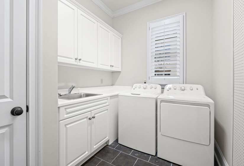 182 BRENRICH CV, Memphis, Tennessee 38117, 4 Bedroom Bedrooms, 8 Room Rooms,4.2 BathroomBathrooms,Residential,For Sale,BRENRICH,0,10211921