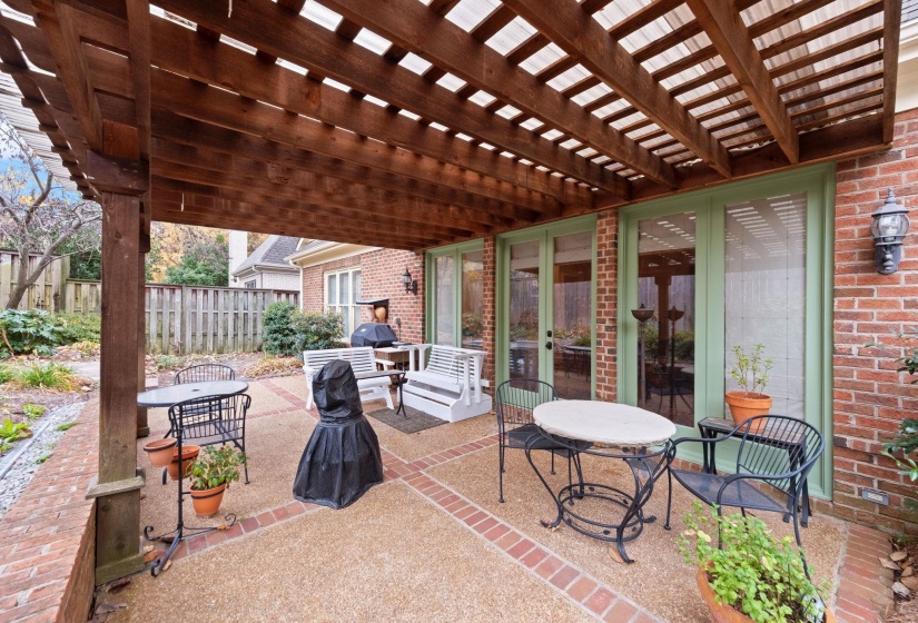 182 BRENRICH CV, Memphis, Tennessee 38117, 4 Bedroom Bedrooms, 8 Room Rooms,4.2 BathroomBathrooms,Residential,For Sale,BRENRICH,0,10211921