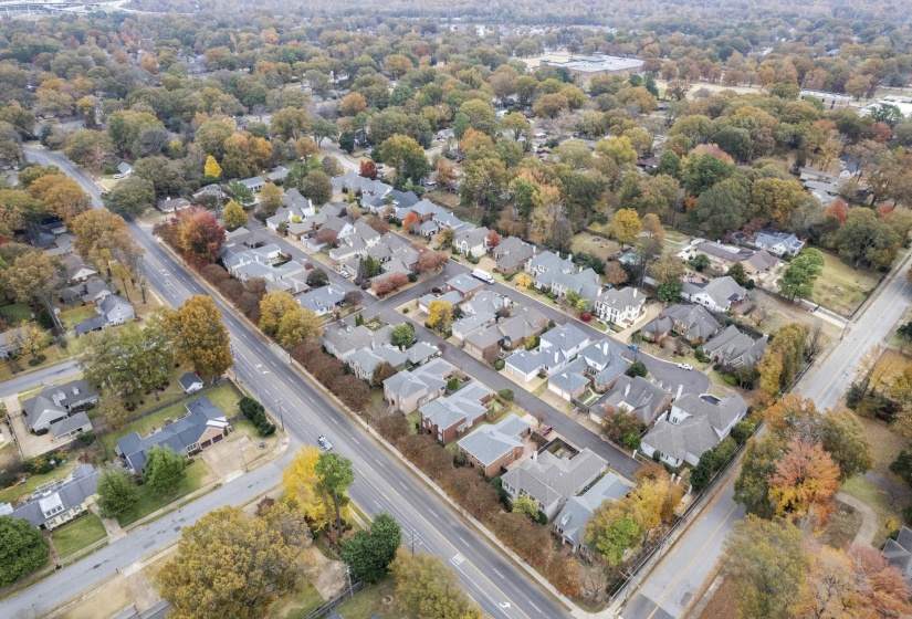 182 BRENRICH CV, Memphis, Tennessee 38117, 4 Bedroom Bedrooms, 8 Room Rooms,4.2 BathroomBathrooms,Residential,For Sale,BRENRICH,0,10211921