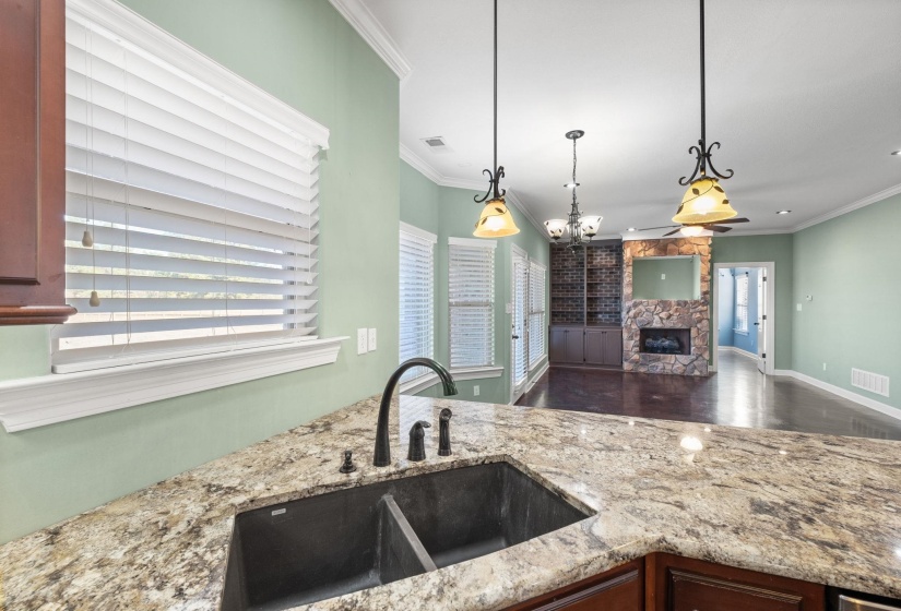 7190 LINNIE CV, Unincorporated, Tennessee 38002, 4 Bedrooms Bedrooms, 11 Rooms Rooms,2.1 BathroomsBathrooms,Residential,For Sale,LINNIE,10211974