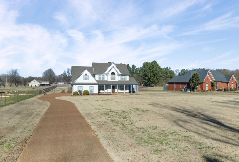 7190 LINNIE CV, Unincorporated, Tennessee 38002, 4 Bedrooms Bedrooms, 11 Rooms Rooms,2.1 BathroomsBathrooms,Residential,For Sale,LINNIE,10211974